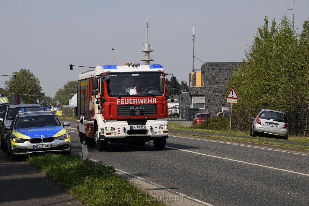 Schwerer VU LKW Zug Bergheim Kenten Koelnerstr P576.JPG - Miklos Laubert